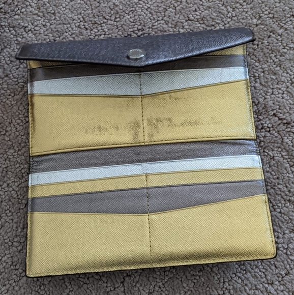 Michael Kors wallet - Picture 2 of 4